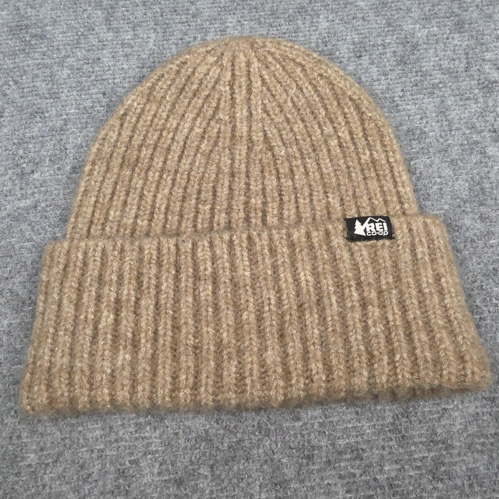 REI‎ Co-op Beanie Hat Beige Ribbed Knit Cuffed One Size Mens Winter Warm Stretch